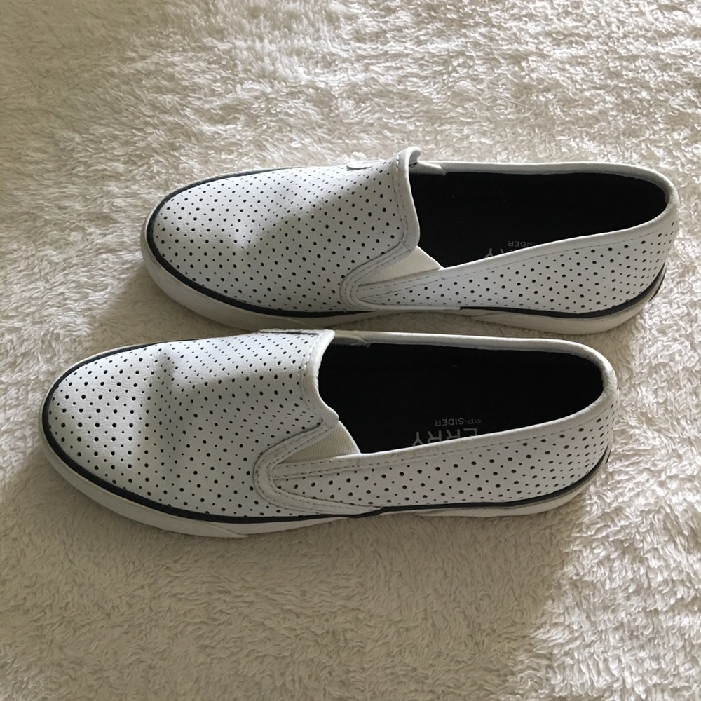 Ladies Sperry Topsider leather sneaker, Size 6.5M